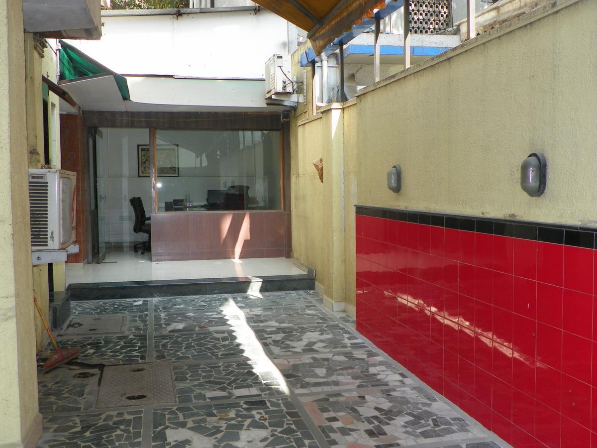 Hotel Rajdeep Pune Bagian luar foto