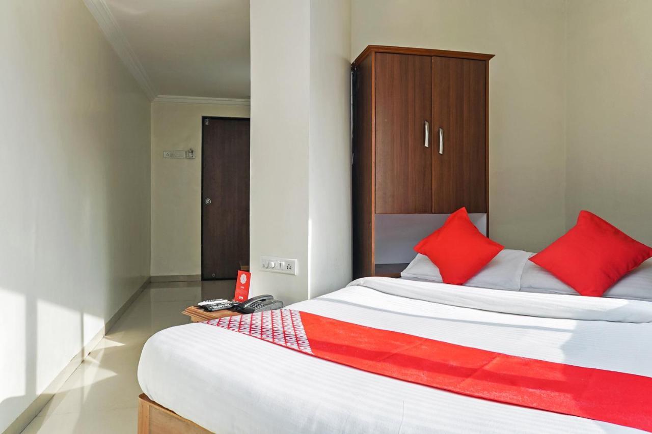 Hotel Rajdeep Pune Bagian luar foto
