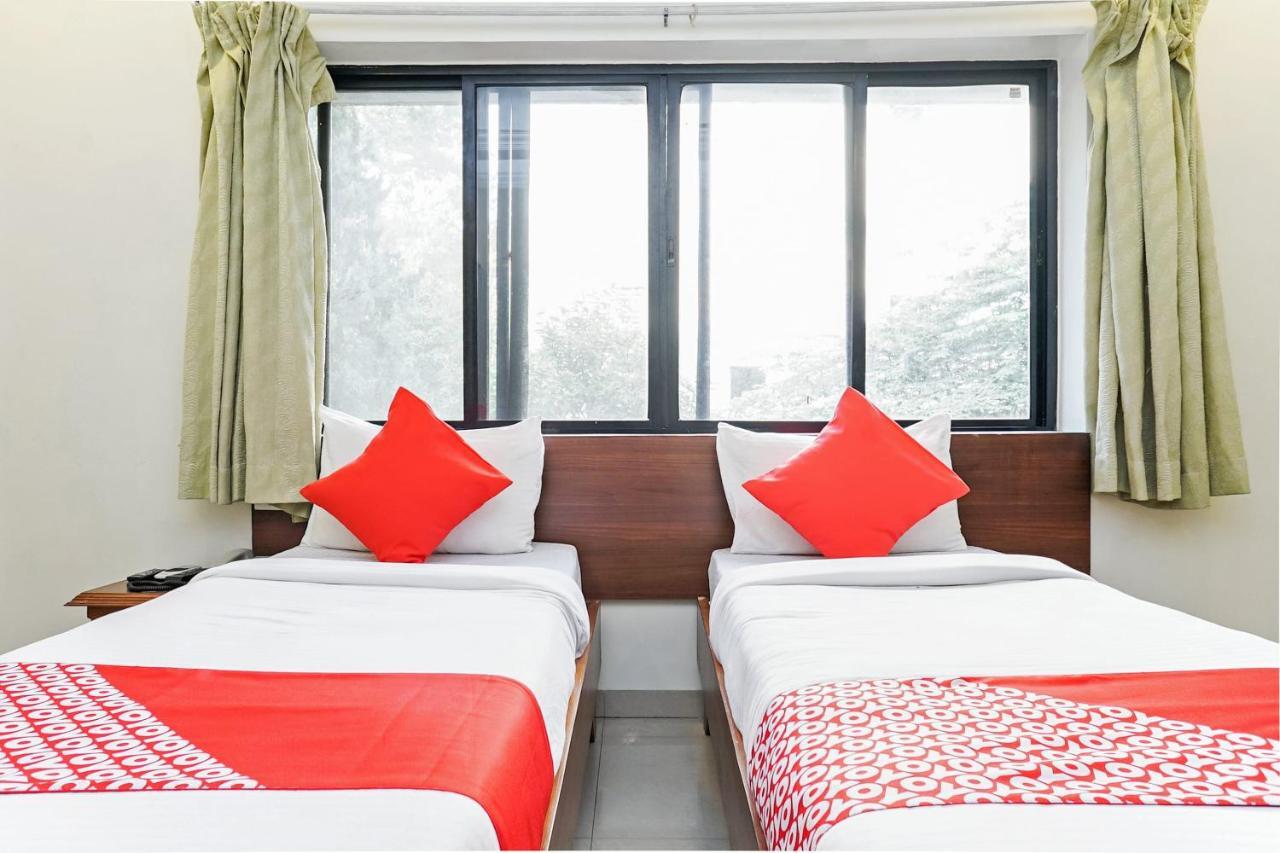 Hotel Rajdeep Pune Bagian luar foto