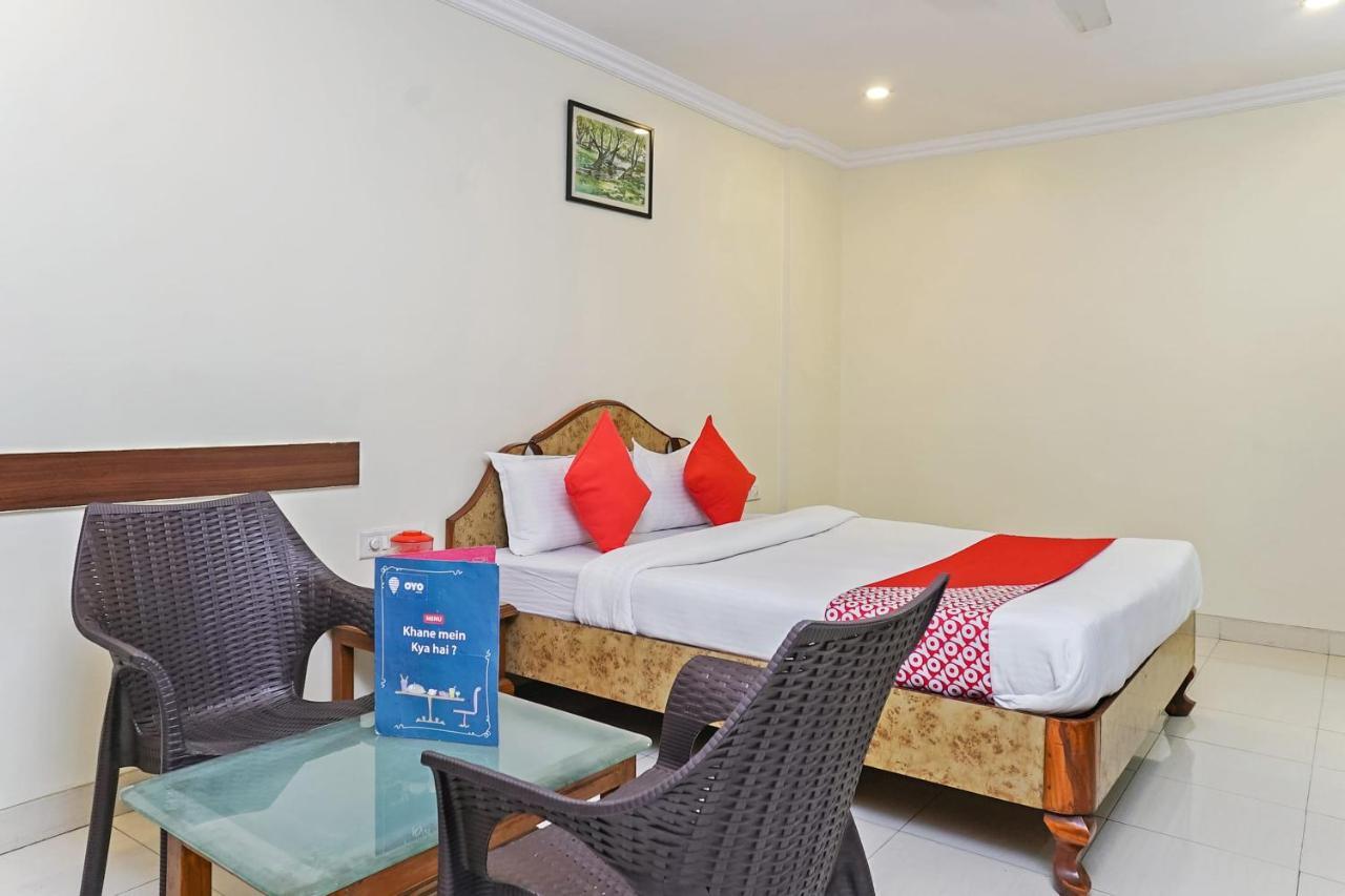 Hotel Rajdeep Pune Bagian luar foto